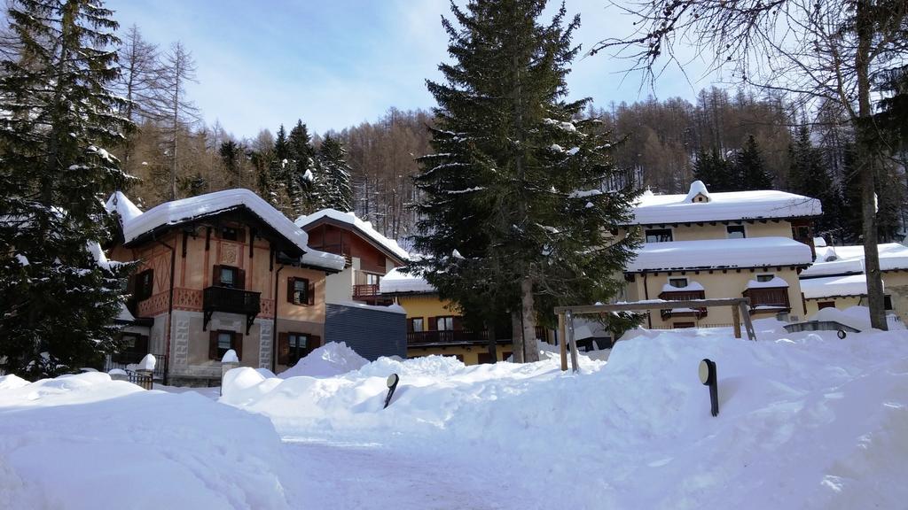 Cinquesensi - Condominio La Zoca Madesimo Luaran gambar